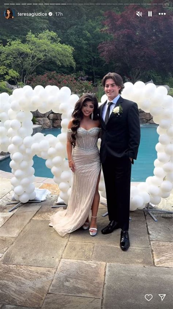 Teresa Giudice’s Daughter Gia Looks Gorgeous & Grown Up In Sweet Prom Pics With BF
