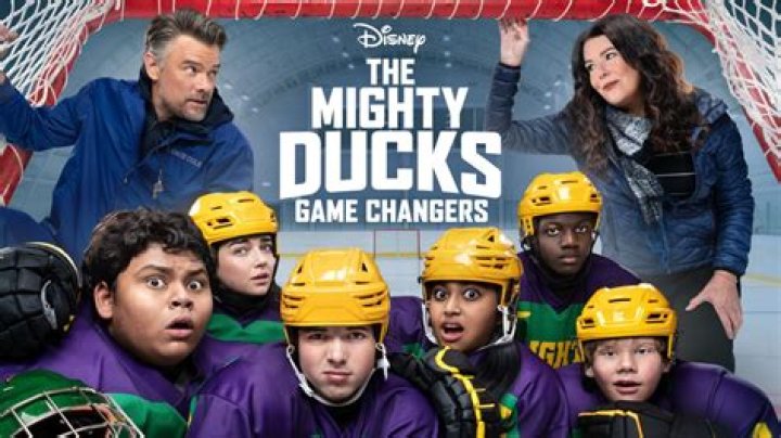 ‘The Mighty Ducks’ Original Cast Interview On Reunion & Another Return – Hollywood Life