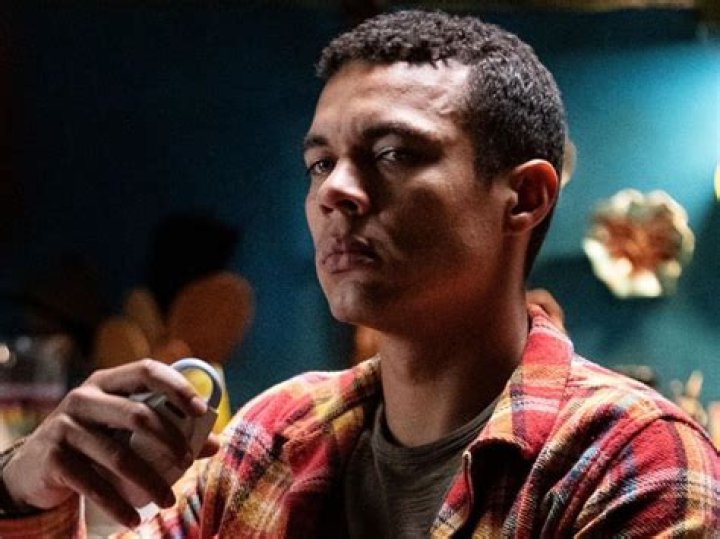 Who Killed Elena? — The Top Theories Before The Finale – Hollywood Life