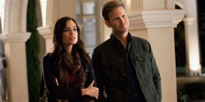 ‘The Vampire Diaries’ Elena & Alaric Hook Up In Season 6 — Damon Is Dead – Hollywood Life