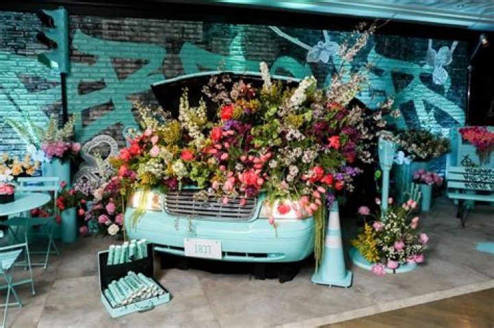 Tiffany Jewelry Collection Launch 2018: Paper Flowers — PICS