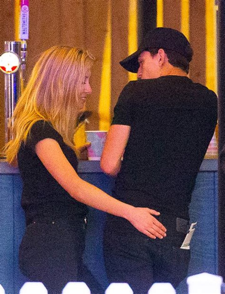 Tom Holland Gets Butt Grabbed By Mystery Blonde During London Festival – Hollywood Life