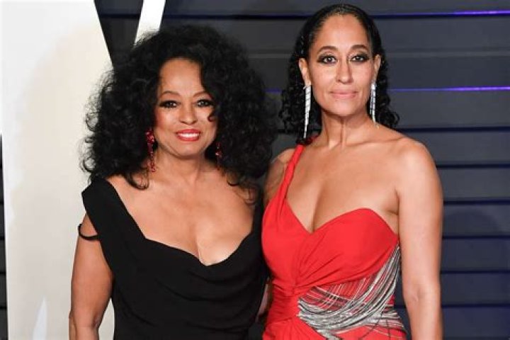 Tracee Ellis Ross Looks Just Like Mom Diana Ross In Metallic Crop Top – Hollywood Life