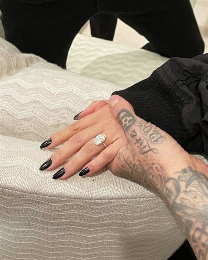Travis Barker Helped Create Kourtney Kardashian’s ‘Flawless’ Engagement Ring, Jeweler Says