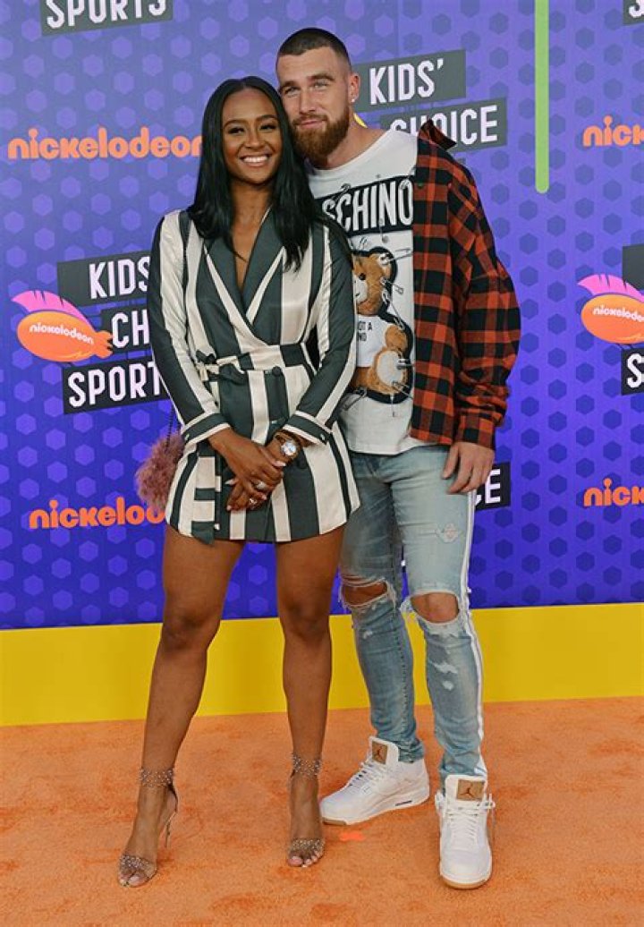 Travis Kelce’s Ex Kayla Nicole Posts About ‘Therapy Session’ – Hollywood Life