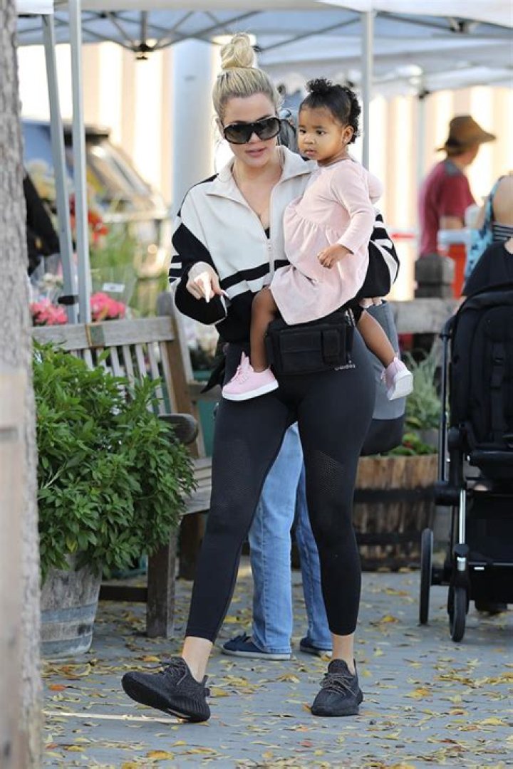 True Thompson, 2, Sings Frozen’s ‘Let It Go’ In Cute New Video & It’s The Cutest Thing Ever