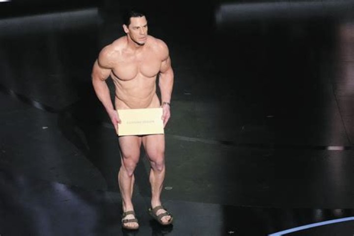 Tyga & King Cairo In The ‘Flossin’ Music Video — PICS