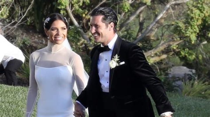 Wedding Ceremony & Gown Pics – Hollywood Life