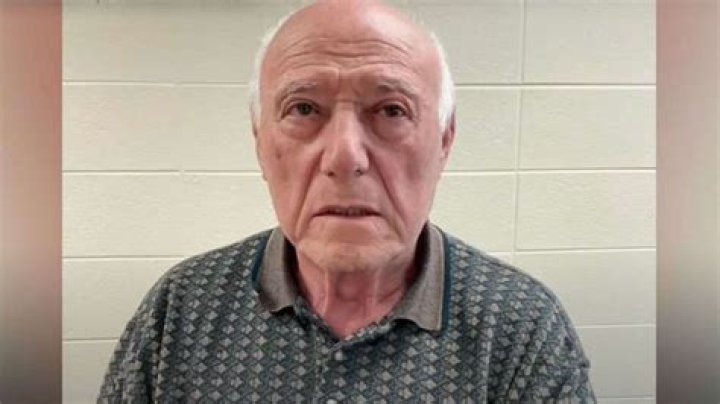 
What did Ettore Lacchei do? 79-year-old Illinois man arrested over neighbor’s death 