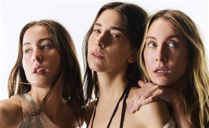 Who Is Haim? 5 Things To Know About The Grammy-Nominated Band – Hollywood Life