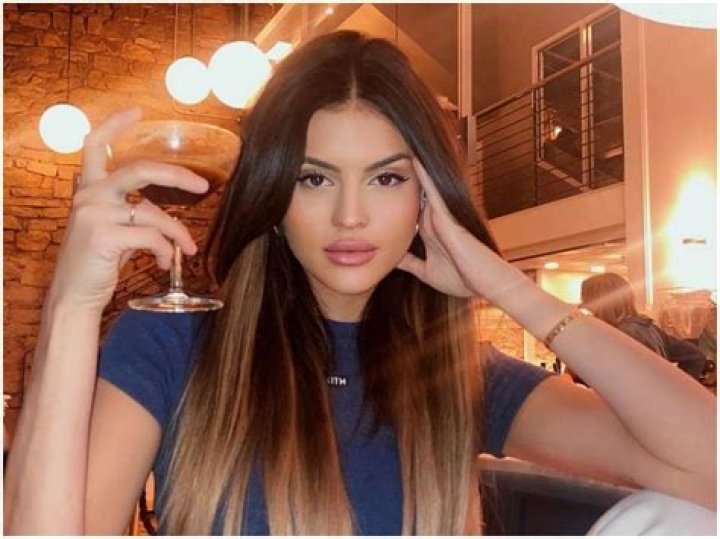 Who Is Holly Scarfone? 5 Things About Model Seen With Scott Disick – Hollywood Life