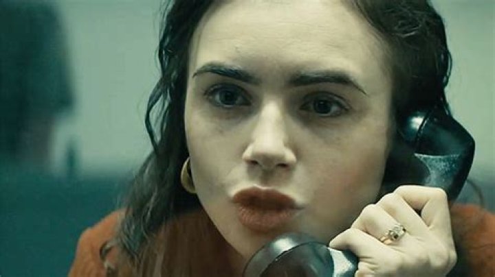 Who Is Liz Kendall? 5 Facts About Serial Killer Ted Bundy’s Girlfriend – Hollywood Life