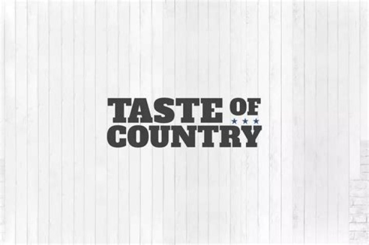 Who Is Moon Angell? 5 Facts About Dog The Bounty Hunter’s Girlfriend – Hollywood Life