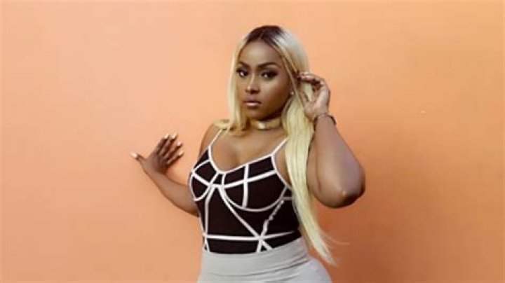 Who Is Yanique Barrett? 5 Things About Rob Kardashian’s Rumored GF – Hollywood Life