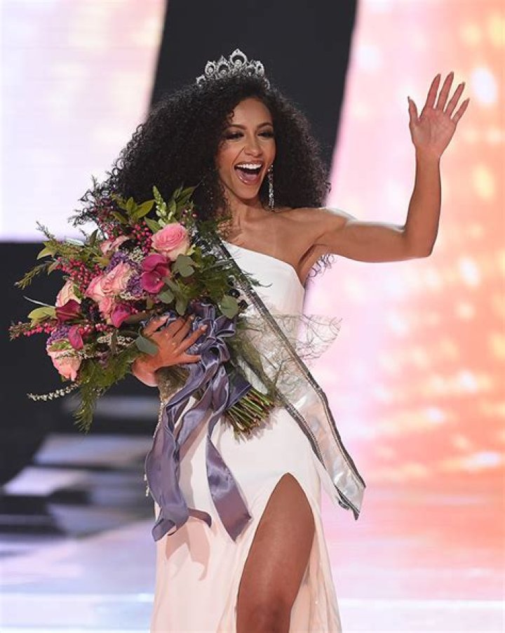 Who Won Miss USA 2019? Miss North Carolina Cheslie Kryst Wins Pageant – Hollywood Life