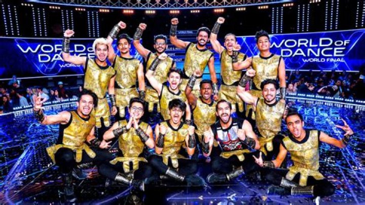 The Young Cast’s Performance – Hollywood Life