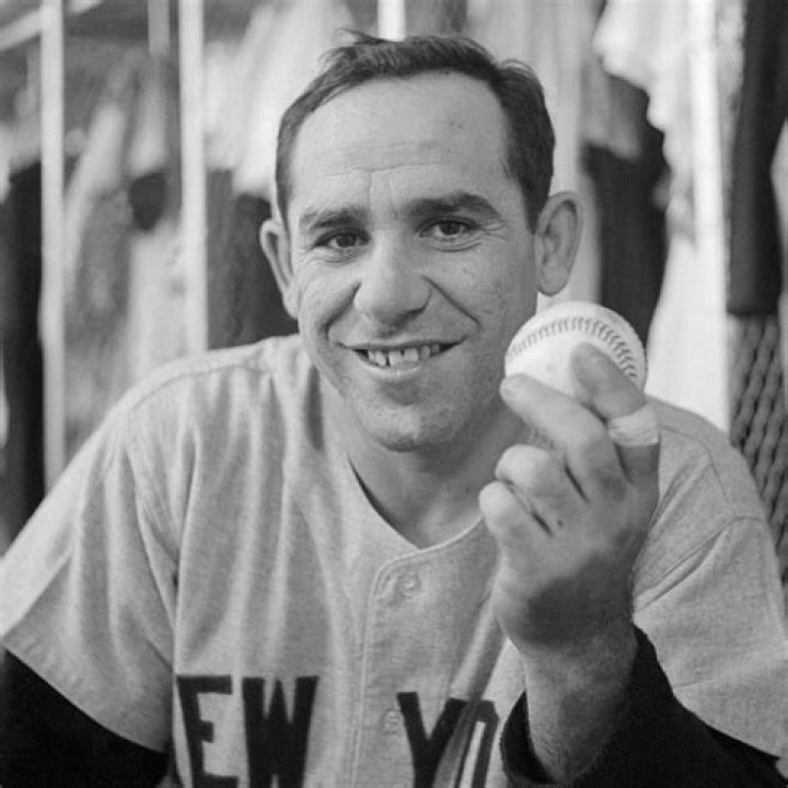 Yogi Berra – Hollywood Life