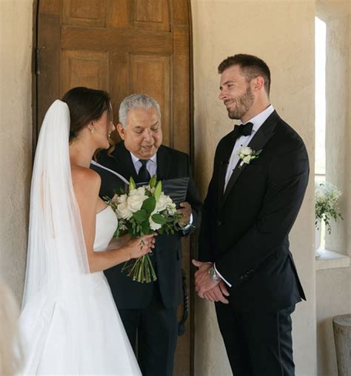 Zach Shallcross & Kaity Bigger Talk Wedding Plans After’ The Bachelor’ – Hollywood Life