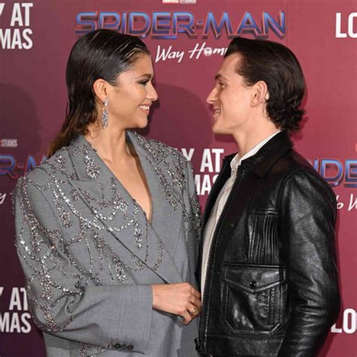 Zendaya & Tom Holland’s ‘Low-Key’ New Year’s Eve Plans Revealed